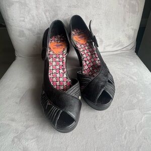Women’s Rocket Dog Black Peep-Toe Heels Size 6.5 Y2K vintage